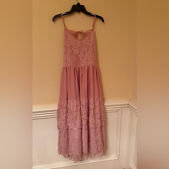 Pink Lace Maxi Dress Sz 2/4 - Picture 5 of 10